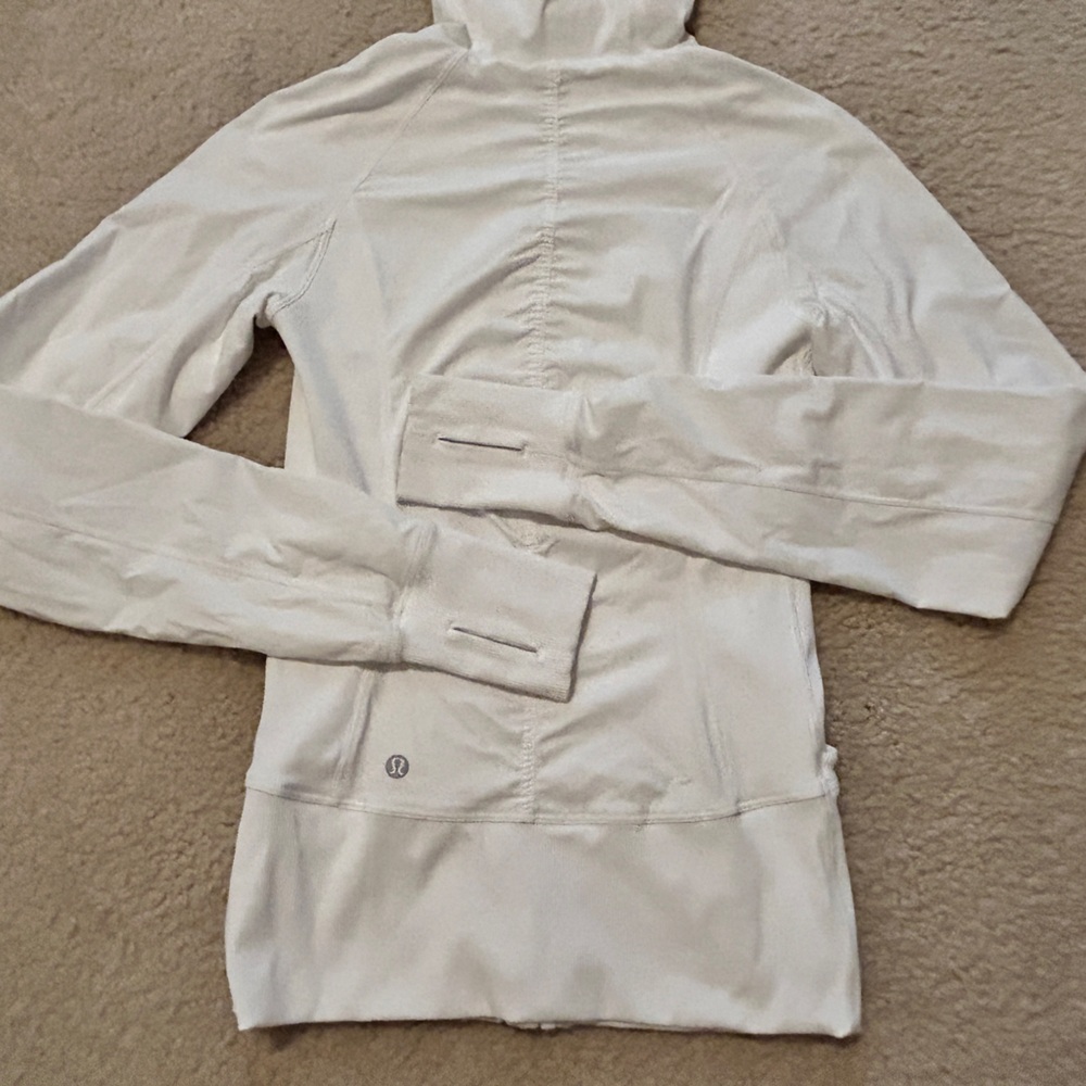Women’s Lululemon Jacket - Picture 5 of 7